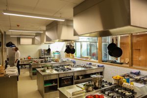 Neem contact op met Kookschool Den Haag